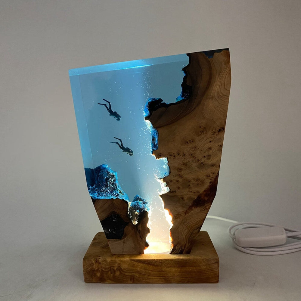 Art Dragon Resin Lamp Creative Night Light Scuba Couple Diver Home Decor Gift